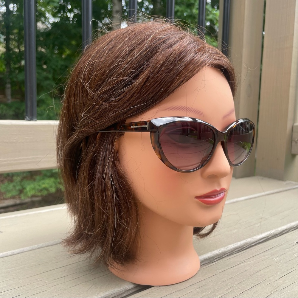 Tom Ford Martina Tortoise Cat Eye Sunglasses - Picture 16 of 16